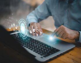 Does Elevance Health’s (NYSE: ELV) Recent Performance Reflect Its Financial Strength?