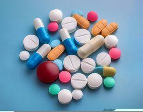Why Are AstraZeneca, GSK and Hikma Lifting FTSE 100 Focus?