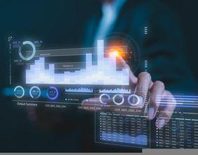 HUB24 or Rio Tinto: Which ASX200 Stock Shows Stronger Potential in 2025?