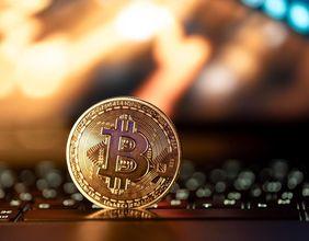 Bitcoin Surges Past $100,000 Amid Optimism for Crypto-Friendly Trump Administration