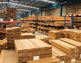What’s Behind Canfor’s Fluctuating Stock Price Performance