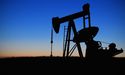  Exxon Mobil, Chevron Shares Decline Despite Reporting Quarterly Profits 