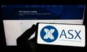  ASX 200 breaks four-day losing streak in morning trade, gains nearly 1% 