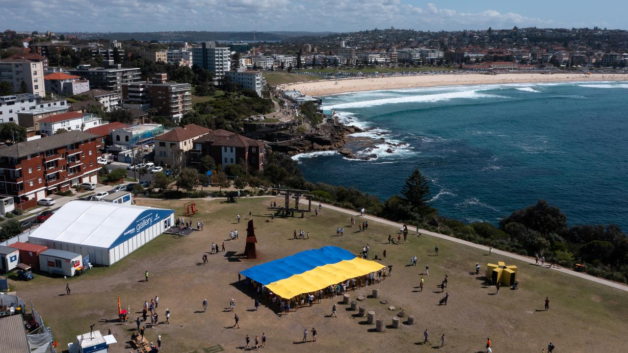  Giant Ukraine flag at Sculpture by the Sea 