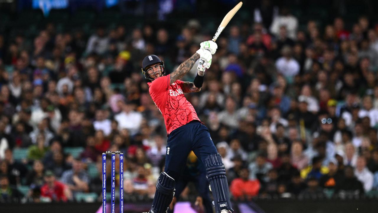  England win ends Australia's T20 campaign 