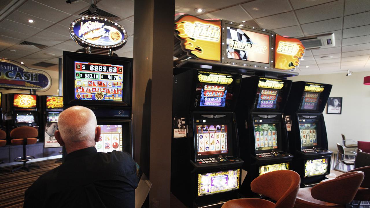  Cashless cards punish gamblers: Clubs NSW 