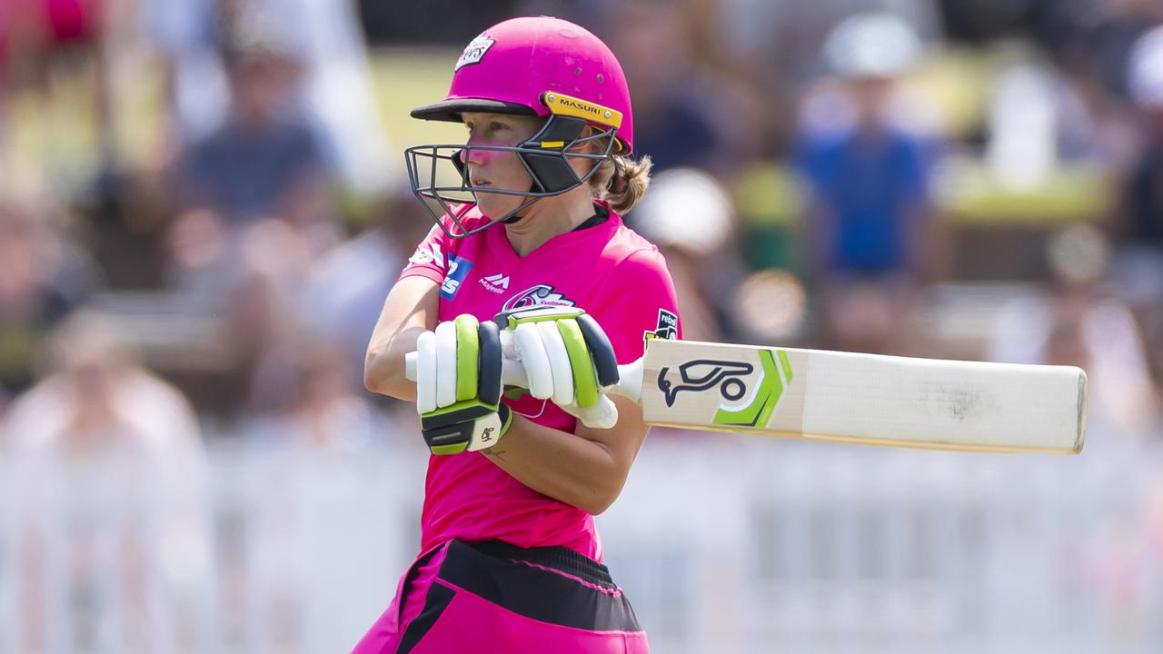 'Cooked' Healy powers Sixers' huge chase