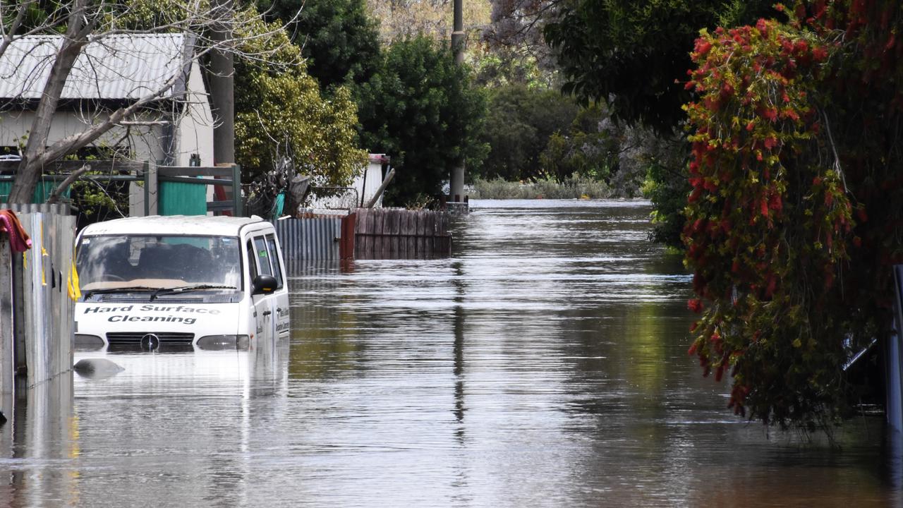 Missing woman's body found in floodwaters