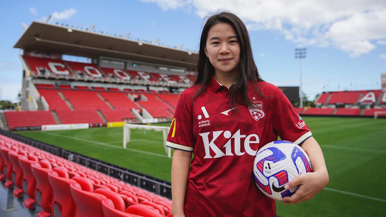  Reds to unleash China star against Sydney 