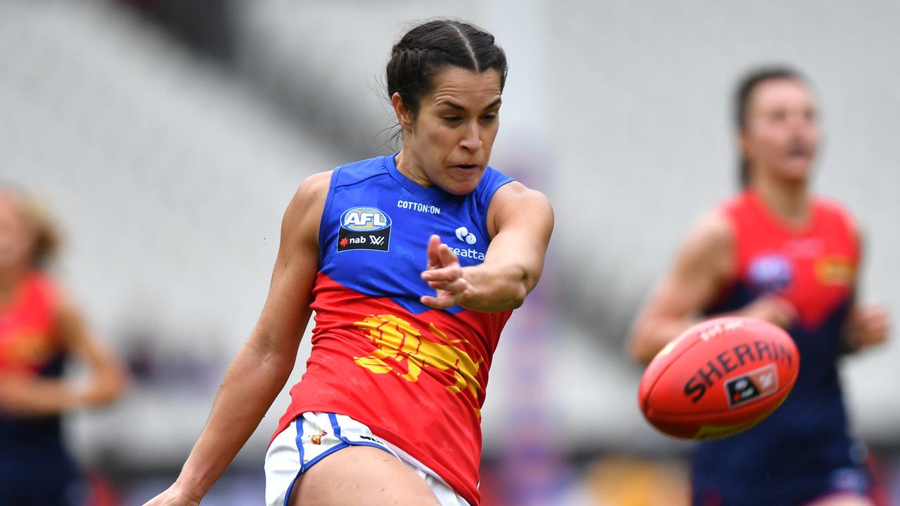 Lions' Anderson stuns with AFLW award