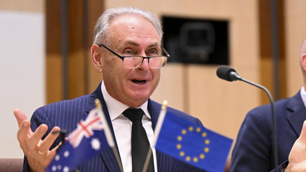  Business leaders celebrate new trade deals 
