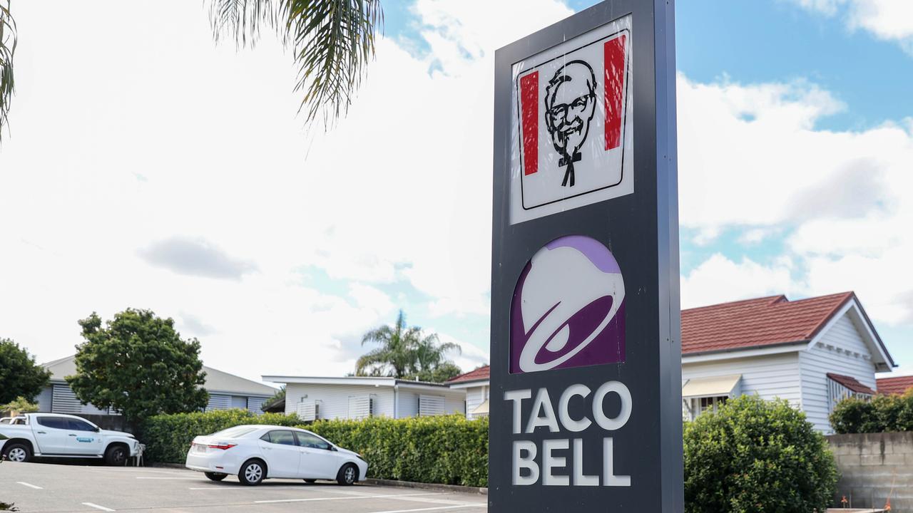  Collins Foods halts Taco Bell rollout 