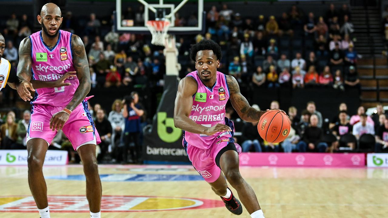  Five in a row for red hot Breakers in NBL 