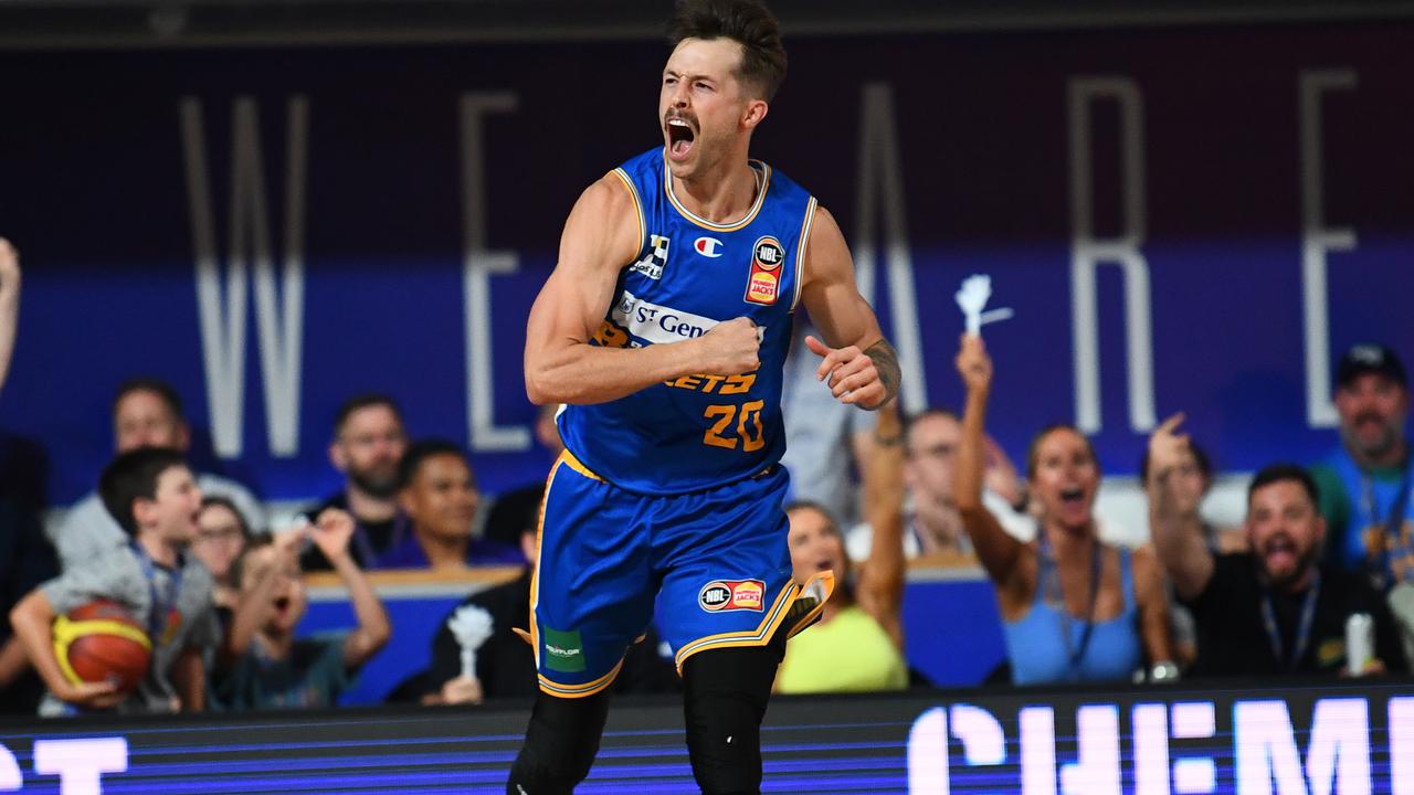  Bullets hold off Wildcats for NBL OT win 