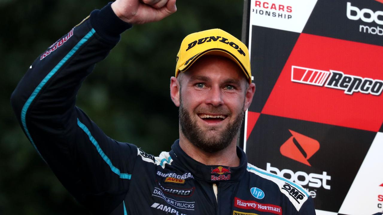  Champion SVG smashes Adelaide lap record 