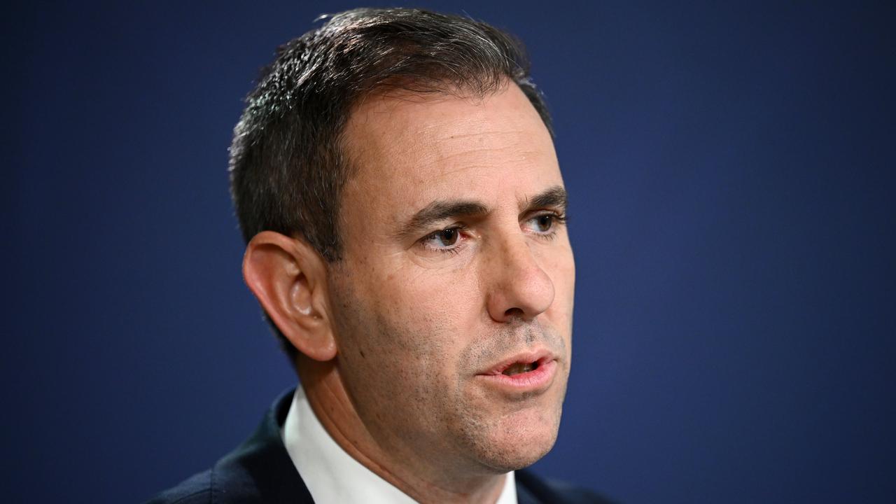 Treasurer capitalises on top credit rating