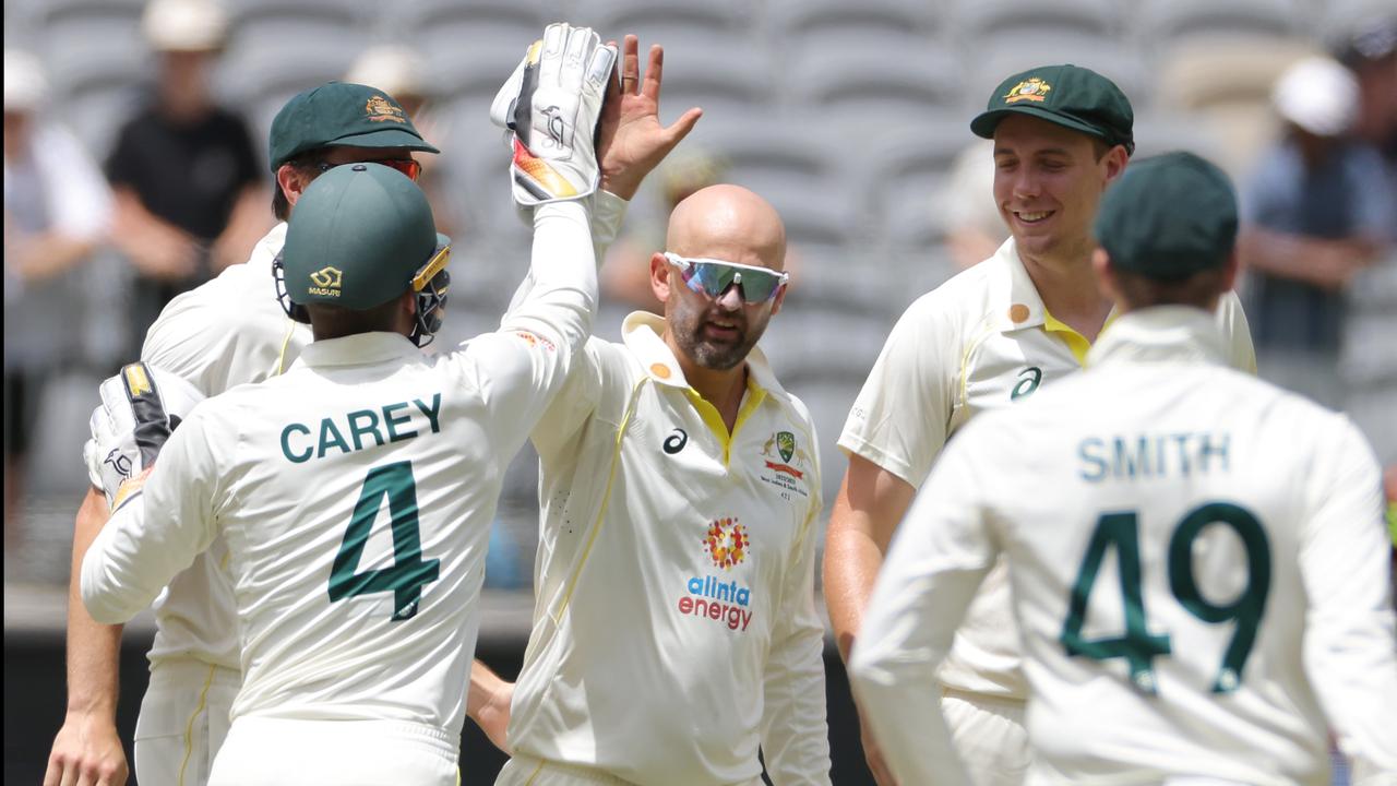  Lyon bowls Australia to Perth Test victory 