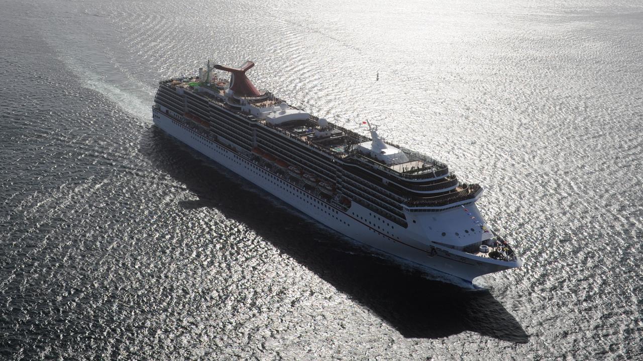 Carnival sued over norovirus outbreaks