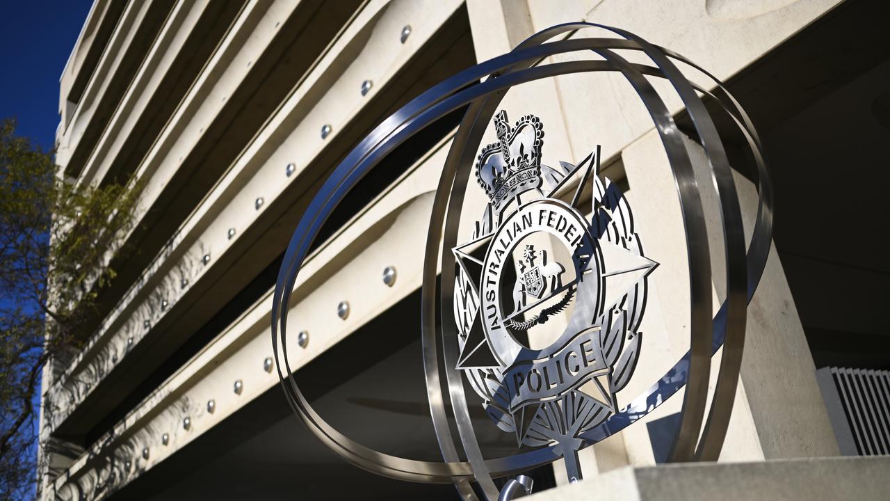US tips off Australia to $150m scam