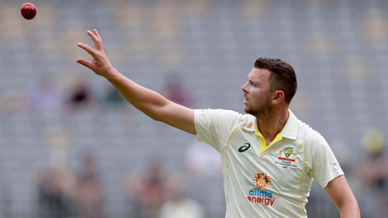  Injury forces Hazlewood out of Gabba Test 