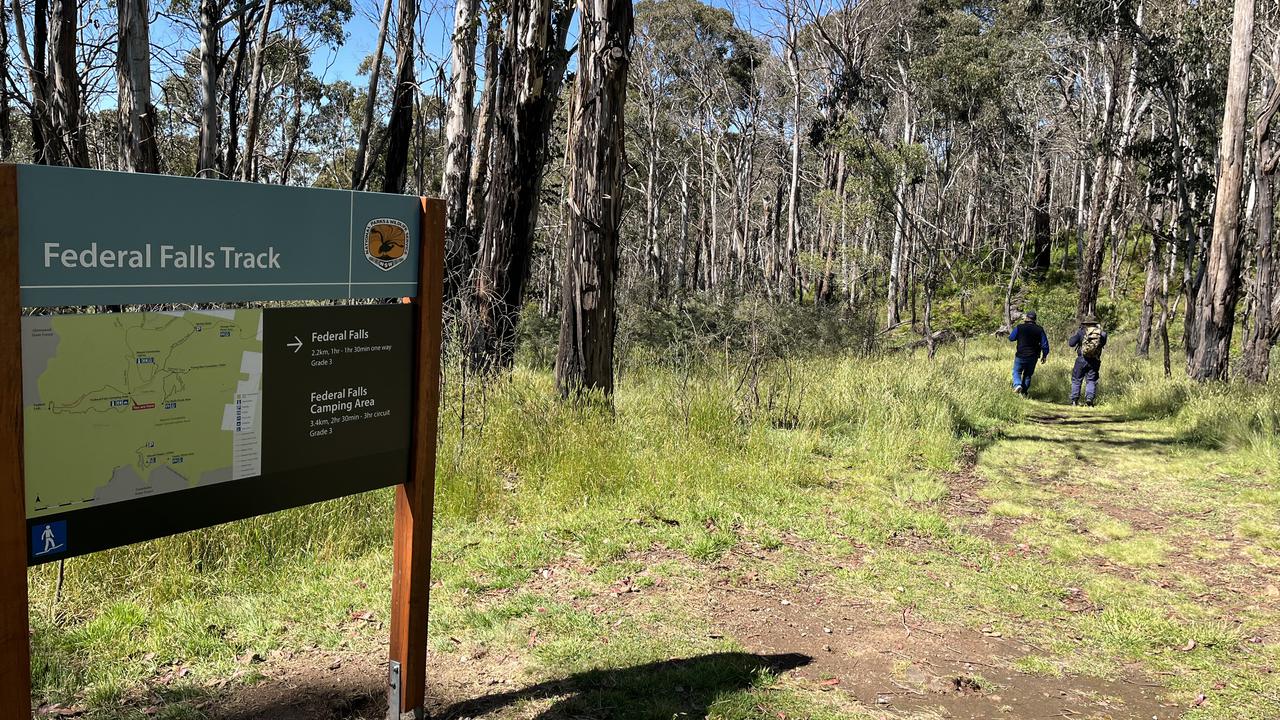  Hypothermia likely in mountain hiker death 