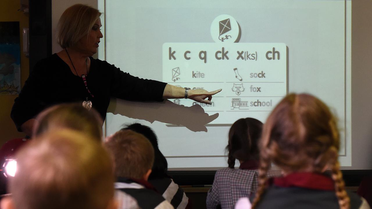'Burnt-out' NT teachers take pay offer