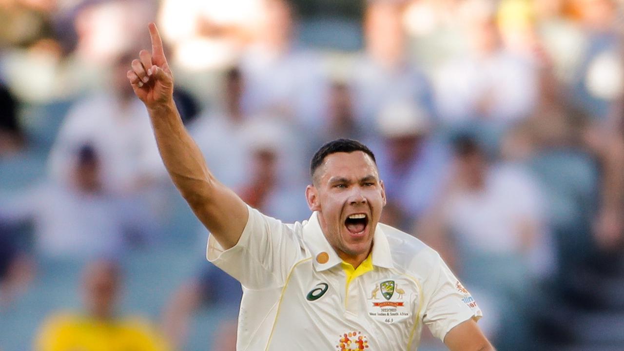 Boland keeps spot ahead of Neser for Gabba