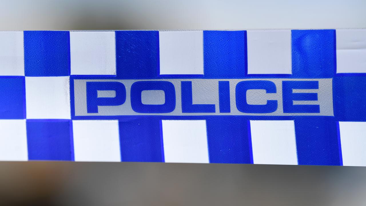  Police looking into fatal SA stabbing 