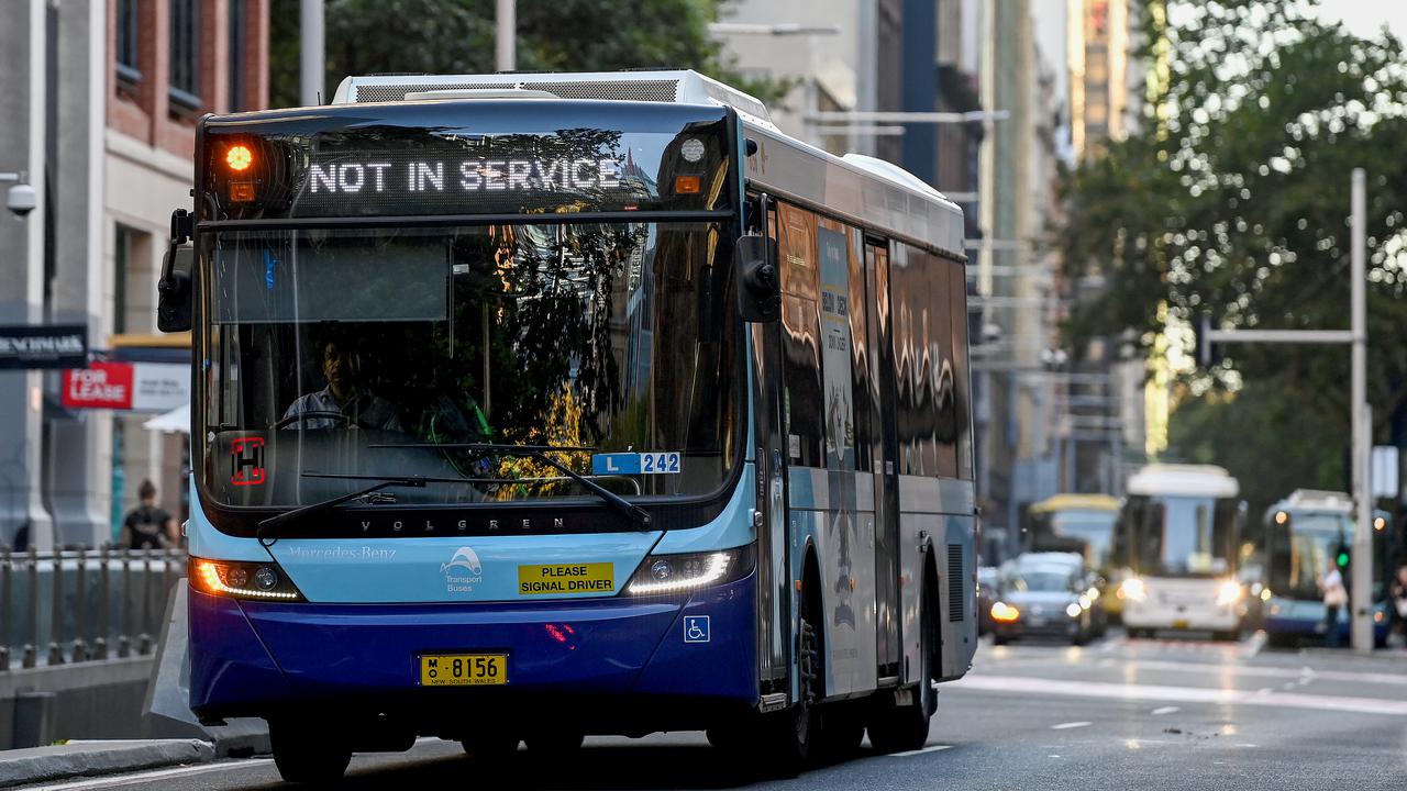 Billions pledged to electrifying bus fleet