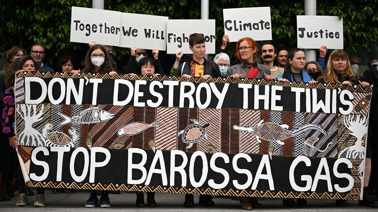 Complaint to ASX over Santos remarks