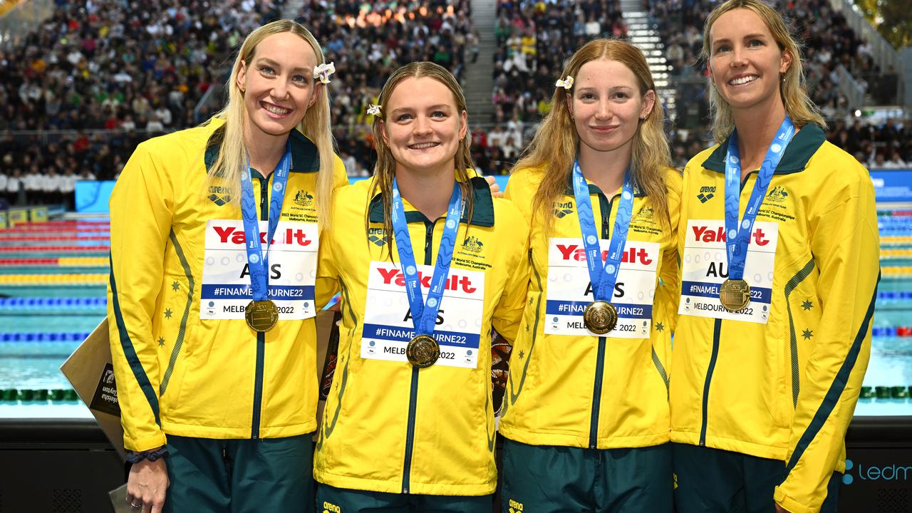Aussie women snare relay world record