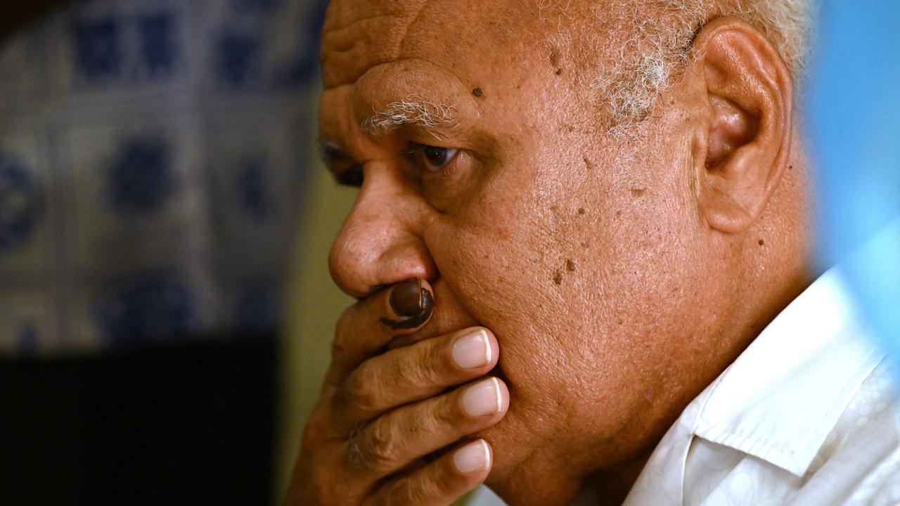 Fiji's kingmaker continues negotiations