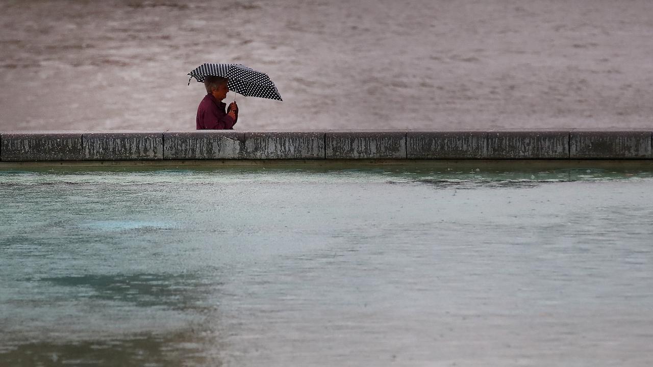 Cyclone warning for parts of NT and WA