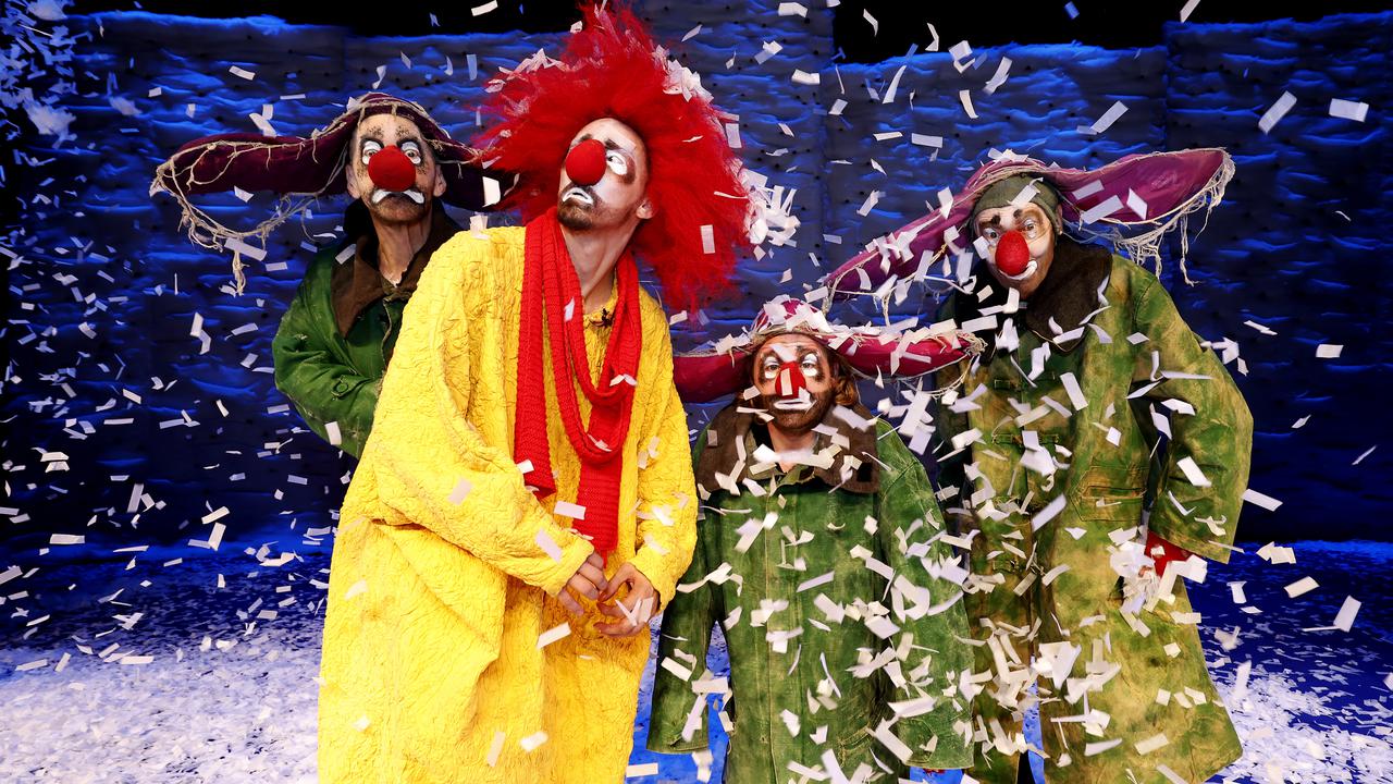 Snow show clowns bring flurry of laughter