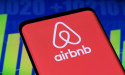  Airbnb shares surge as Wall St cheers strong forecast, cost controls 