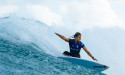  Picklum into Hawaii surf final while Robinson bows out 