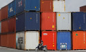  Vietnam Jan-Feb exports down 10% amid weak global demand 