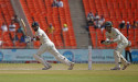  Cricket-Kohli ends hundred drought, India in charge v Australia 