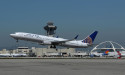  United will cut some New York-area, D.C. flights after US waiver 