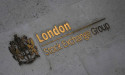  London's FTSE 100 on track for fourth weekly gain 