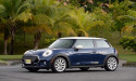 Mini produces one-millionth current-generation 3-door Hatch at Oxford factory