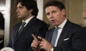  Italian ex-leader Conte attacked by man protesting against lockdowns 