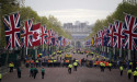  Heavy rain fails to dampen crowd’s enthusiasm 