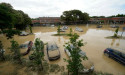  Italy agrees £1.8 billion aid package for flooded north 