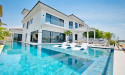 Navigating Dubai's Real Estate Landscape: To Buy or To Rent