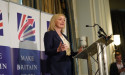  Sunak makes pitch to Tory right as Truss draws conference crowd 