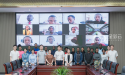 African students experiencing live streaming e-commerce in Jinhua, China 