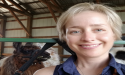 NEW AUTHOR PENS RAW AND MESMERIZING MEMOIR OF HER ALCOHOL ADDICTION AND RECOVERY