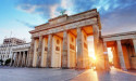 DAX index stable despite tariffs: is it a good buy today?