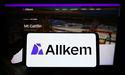  How are Allkem’s (ASX:AKE) shares reacting to quarterly update? 